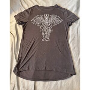 Zoe + Liv Elephant Mandala Graphic Tee Womens Small Grey High-Low Hem